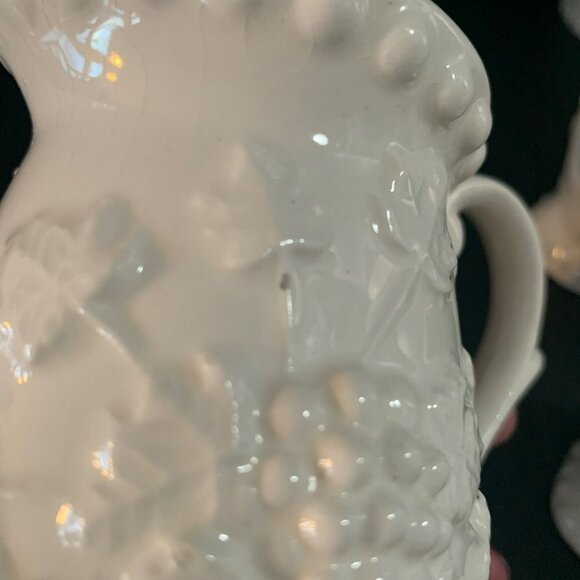 Vintage Sonsco Porcelain Grape Cluster Measuring Cups with Handles Set of 4 - Picture 8 of 11